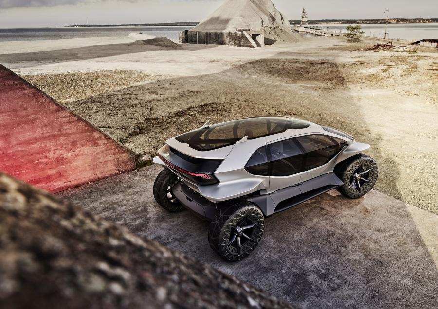  Audi AI:TRAIL Quattro 2019 года  (фото 9 из 40)